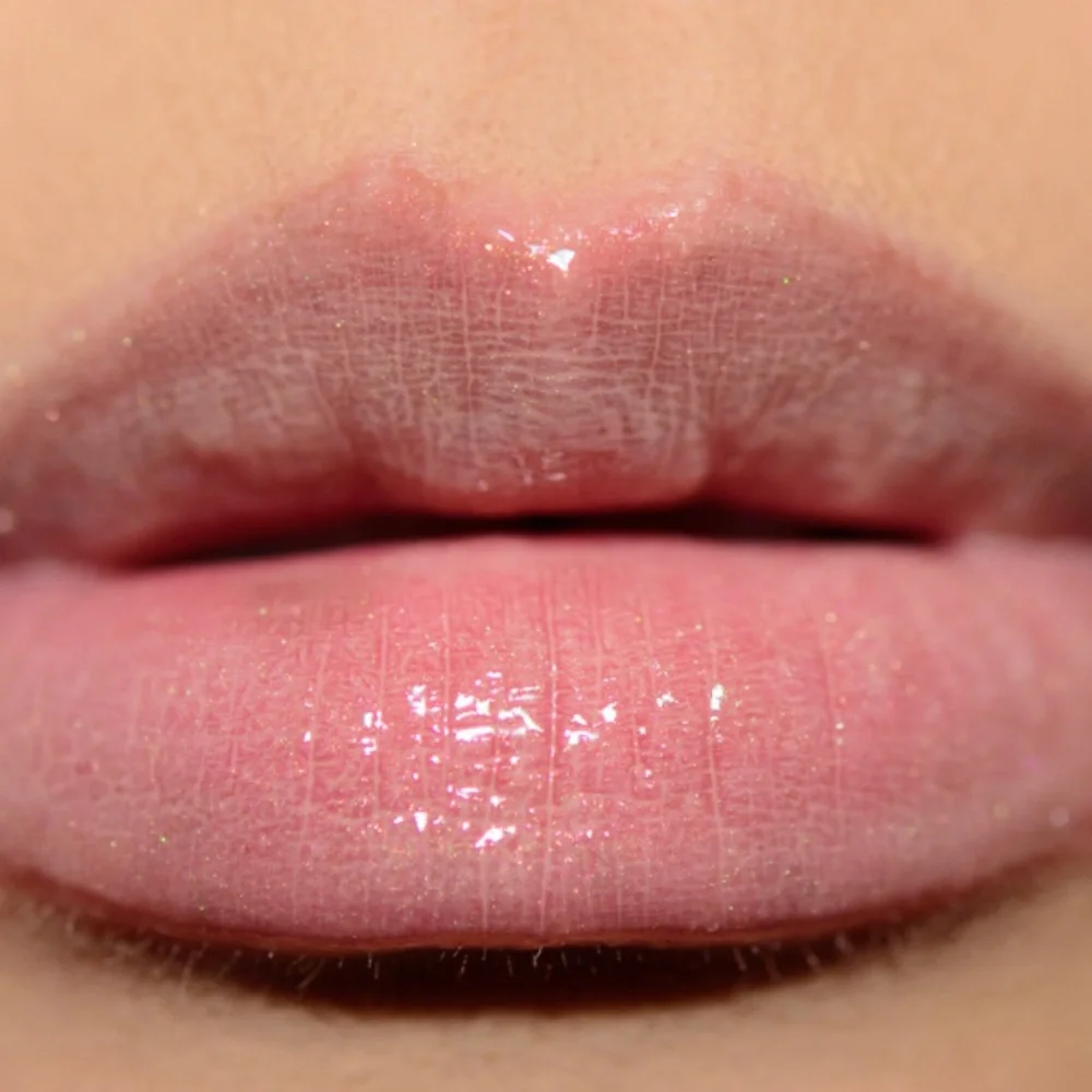 MAC X AALIYAH U-Turn EXCLUSIVE Shineglass